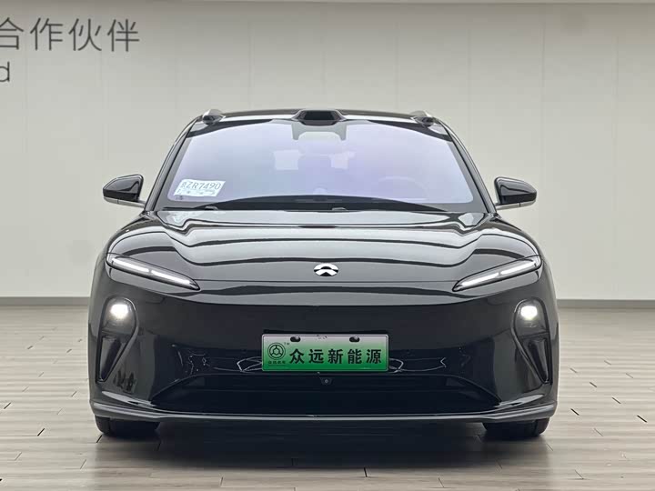 Фото 2 - Nio ET5T