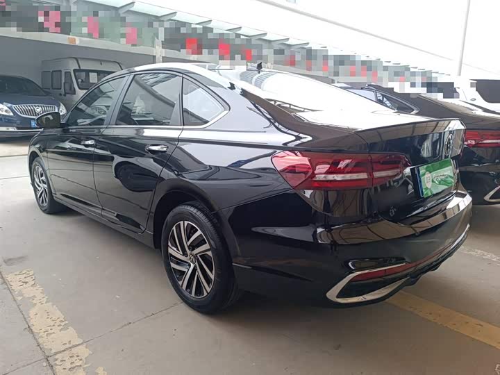 Фото 5 - Volkswagen Lavida