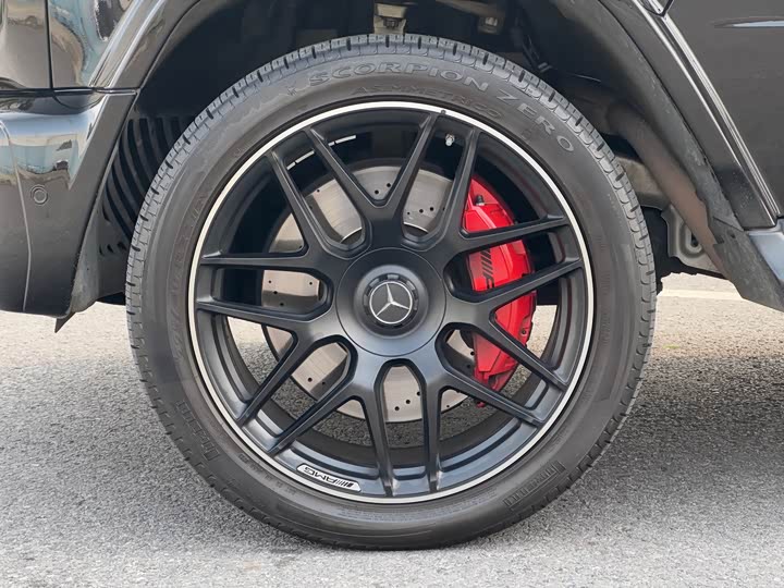 Фото 8 - Mercedes-Benz G-Class AMG