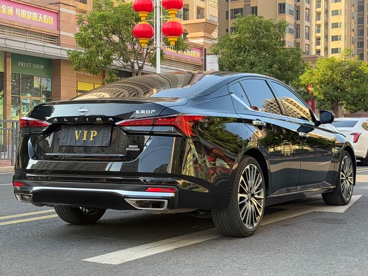 Фото 5 - Nissan Teana