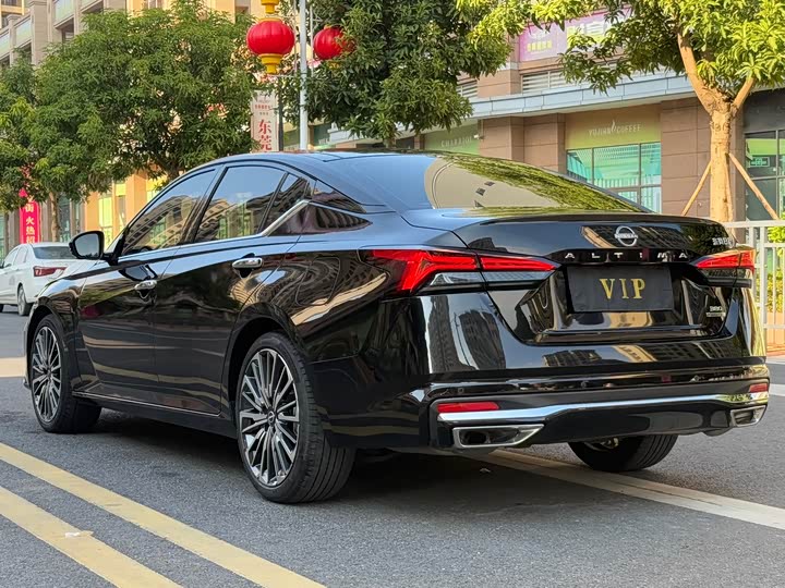 Фото 6 - Nissan Teana