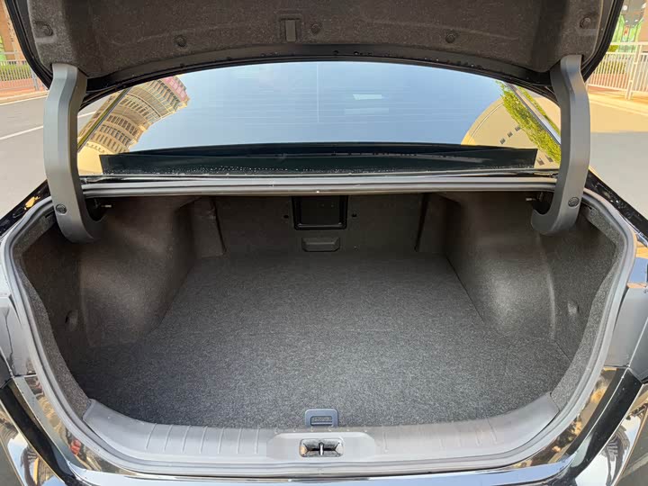 Фото 7 - Nissan Teana