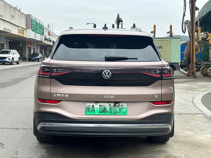 Фото 8 - Volkswagen ID.6 X