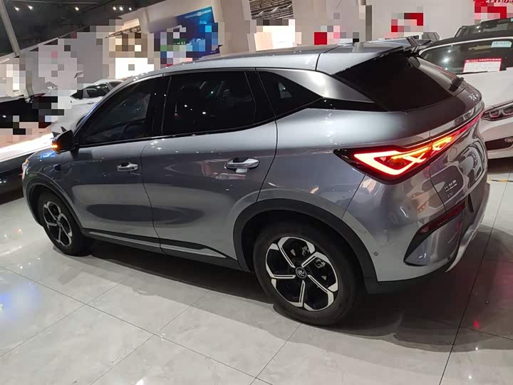 Фото 5 - BYD Yuan Plus