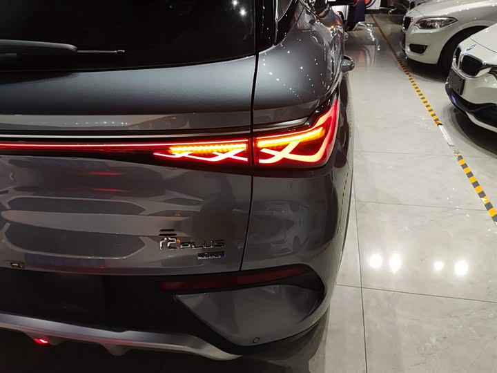 Фото 8 - BYD Yuan Plus