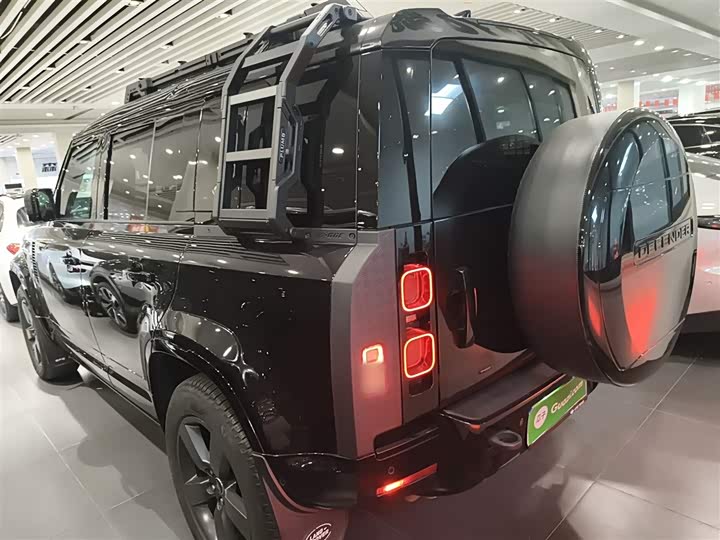 Фото 6 - Land Rover Defender