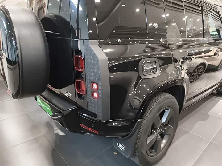 Фото 8 - Land Rover Defender