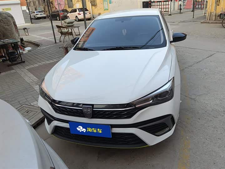 Фото 2 - Roewe i5