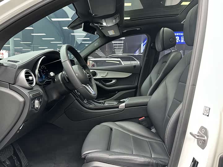 Фото 4 - Mercedes-Benz GLC-Class