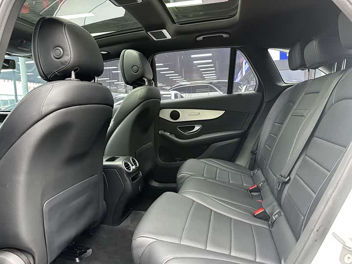 Фото 5 - Mercedes-Benz GLC-Class