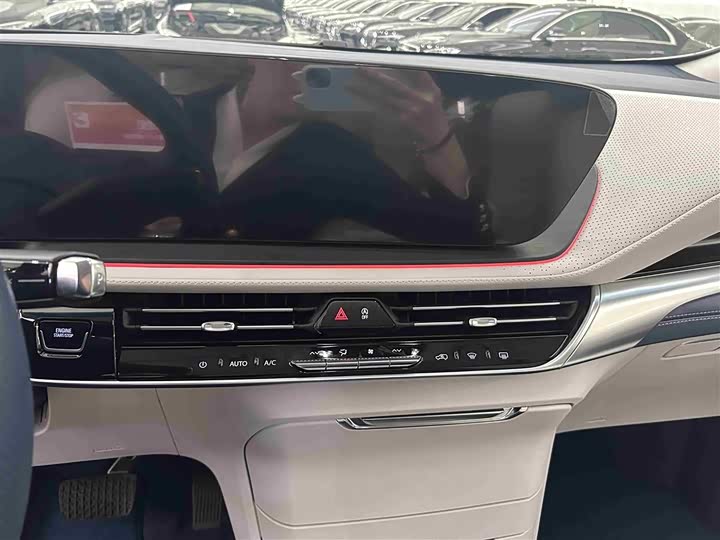 Фото 8 - Buick GL8 Century