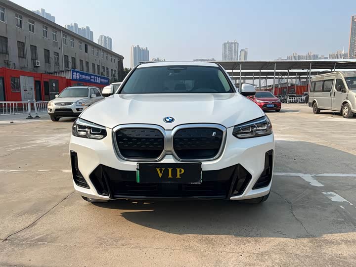 Фото 3 - BMW iX3