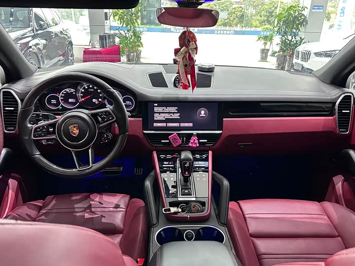 Фото 6 - Porsche Cayenne