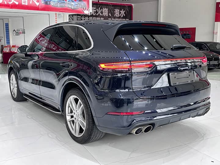 Фото 9 - Porsche Cayenne