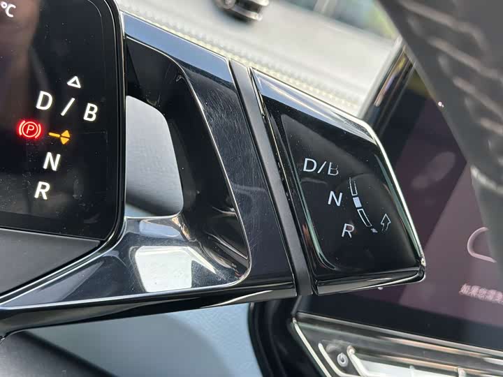 Фото 4 - Volkswagen ID.4 X