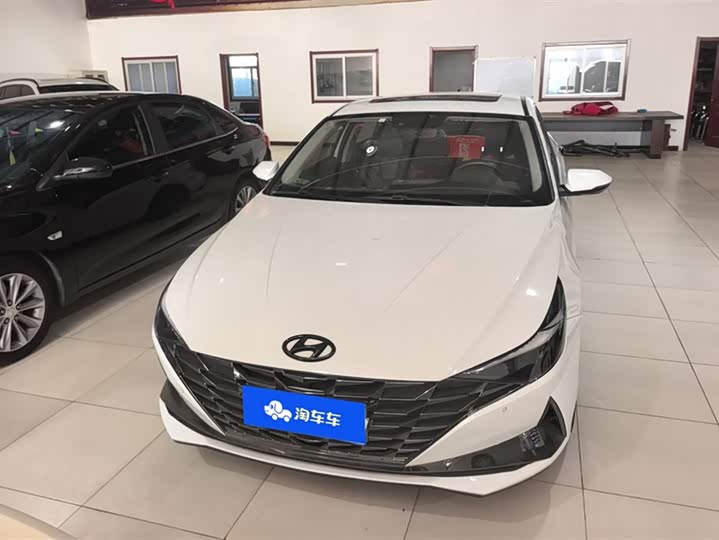 Фото 2 - Hyundai Elantra N line