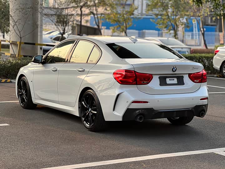 Фото 6 - BMW 1 Series