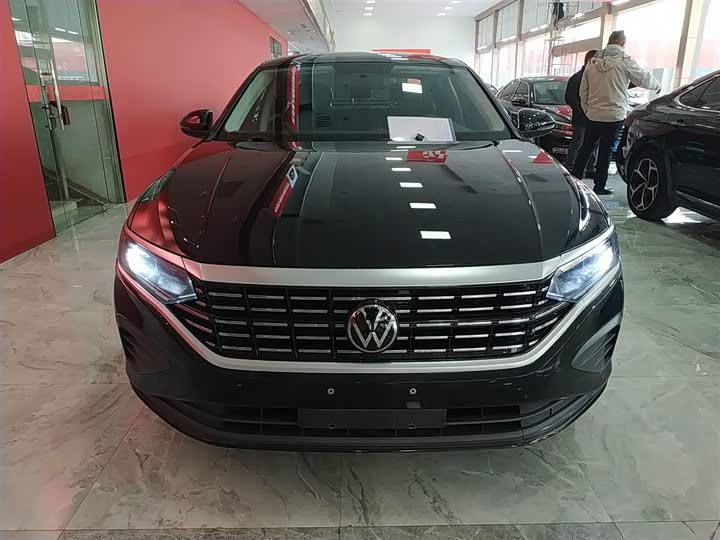 Фото 3 - Volkswagen Passat