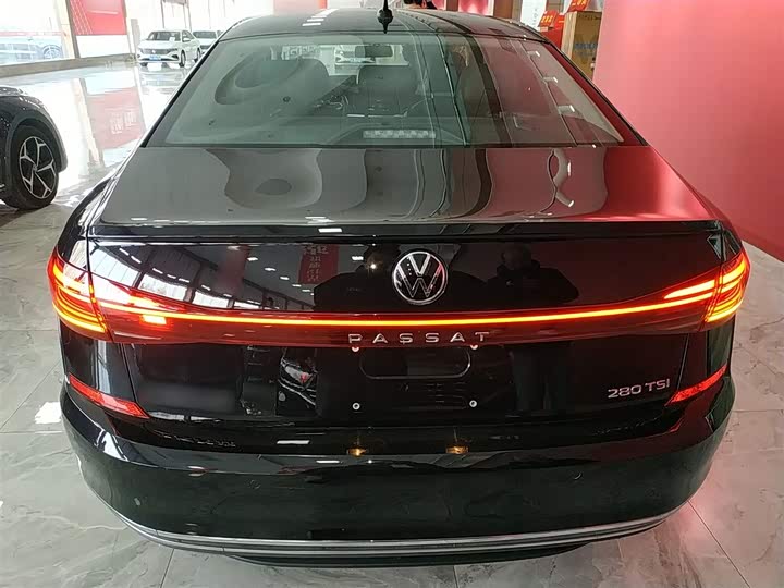 Фото 6 - Volkswagen Passat
