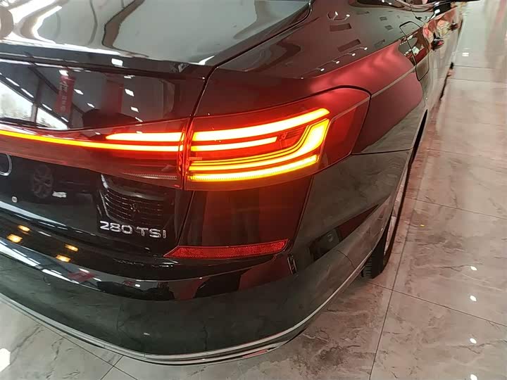 Фото 8 - Volkswagen Passat