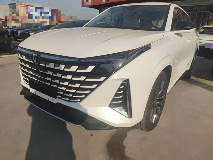 Фото 1 - Changan UNI-Z