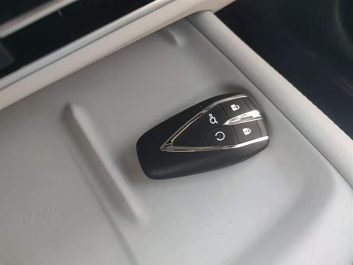 Фото 9 - Changan UNI-Z