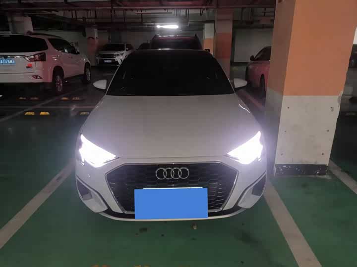 Фото 2 - Audi A3