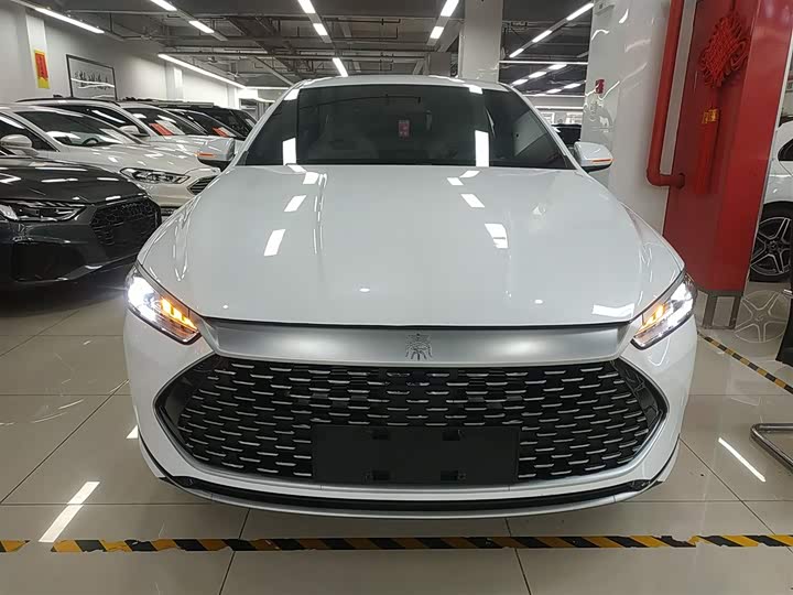 Фото 3 - BYD Qin Plus