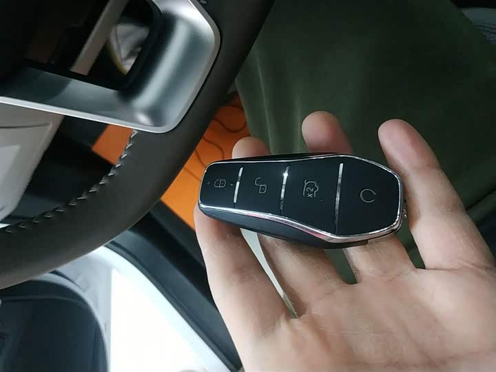 Фото 9 - BYD Qin Plus