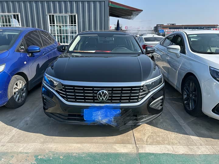 Фото 2 - Volkswagen Passat