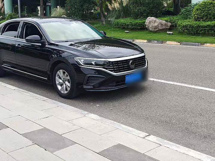 Фото 3 - Volkswagen Passat