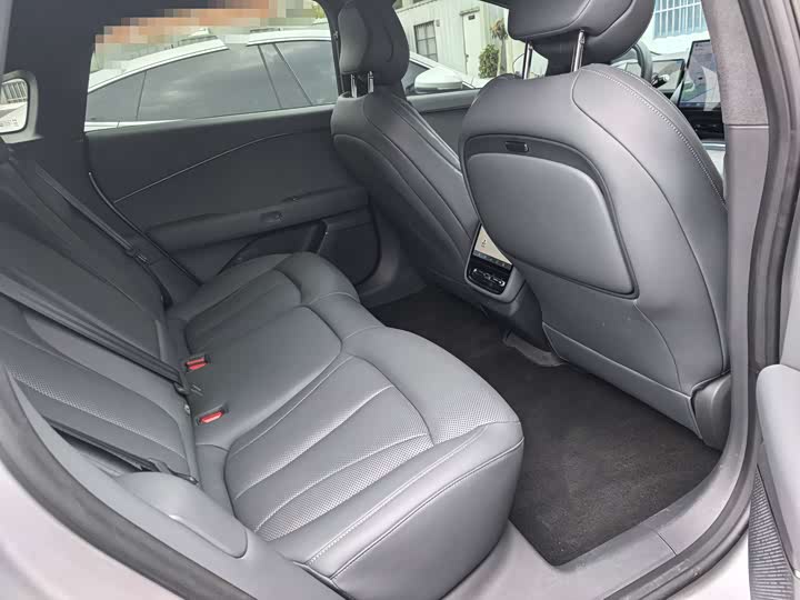 Фото 9 - XPeng F57