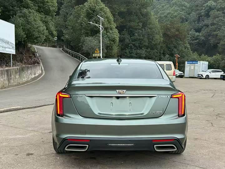 Фото 9 - Cadillac CT5