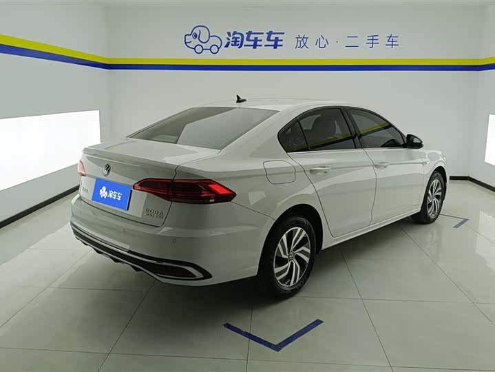 Фото 3 - Volkswagen Bora