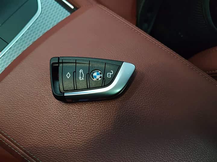 Фото 9 - BMW 3 Series