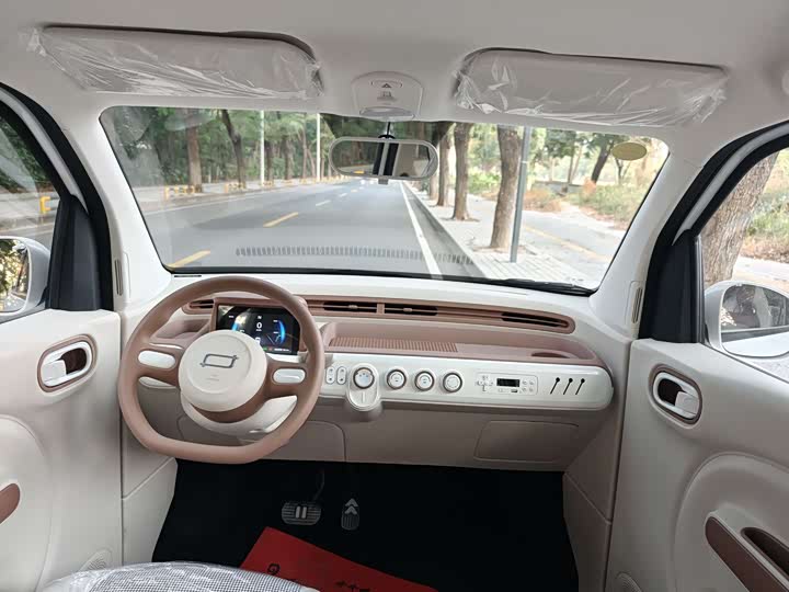 Фото 8 - Bestune Pony