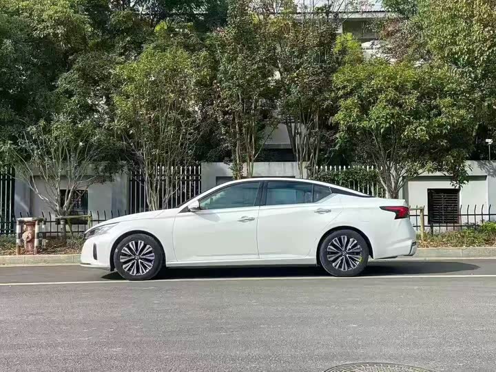 Фото 3 - Nissan Teana