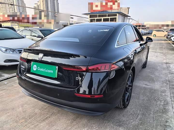 Фото 7 - Roewe D7