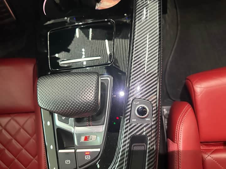 Фото 5 - Audi S4