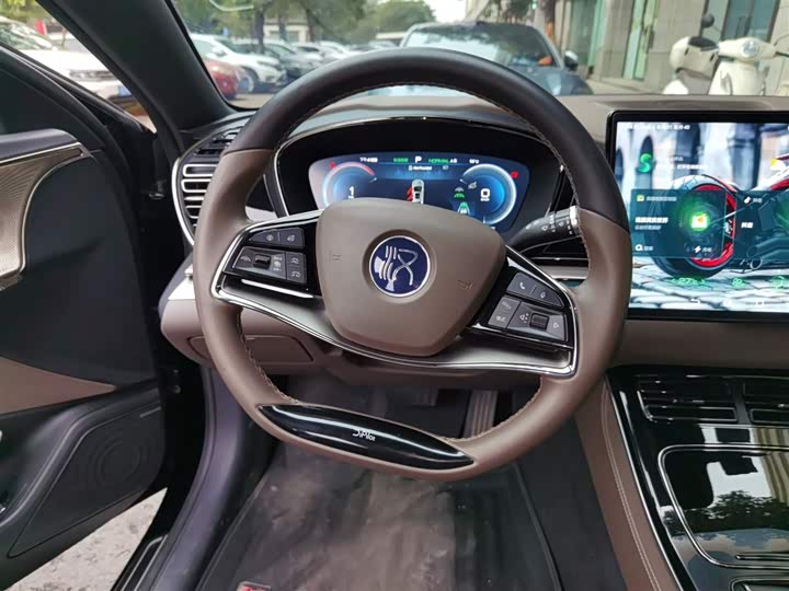 Фото 3 - BYD Han