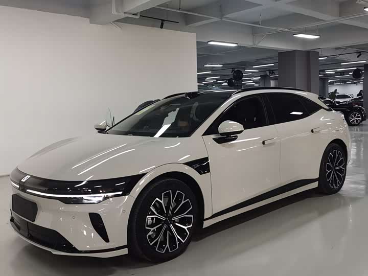 Фото 1 - Zeekr 007 GT