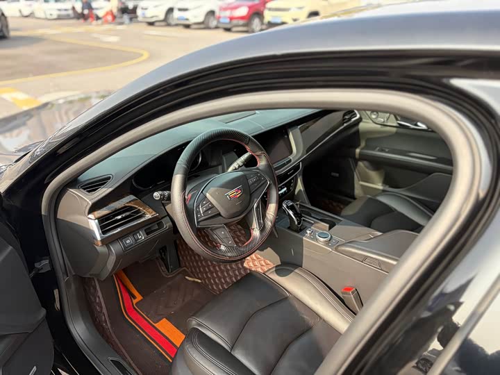 Фото 7 - Cadillac CT6