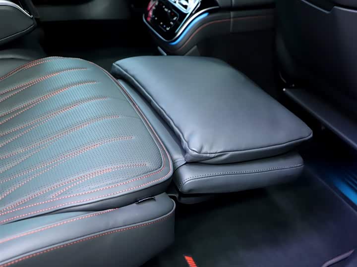 Фото 9 - Mercedes-Benz S-Class AMG Hybrid