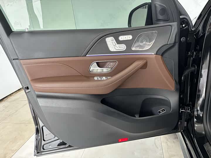 Фото 8 - Mercedes-Benz GLS-Class