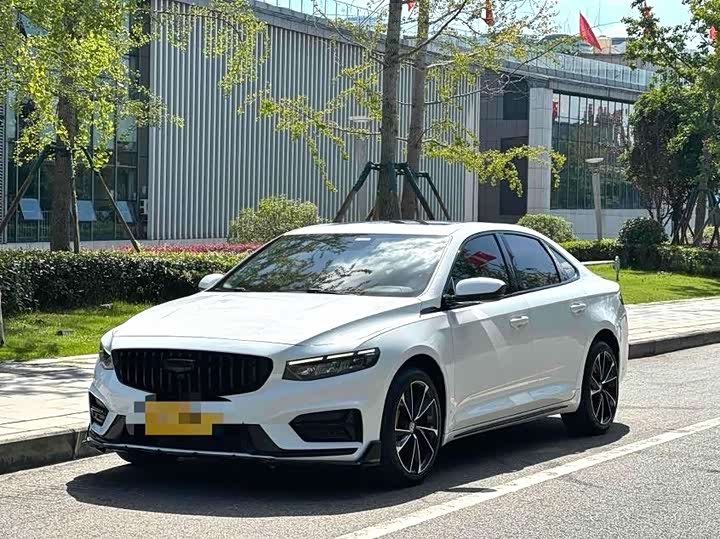 Фото 1 - Geely Preface