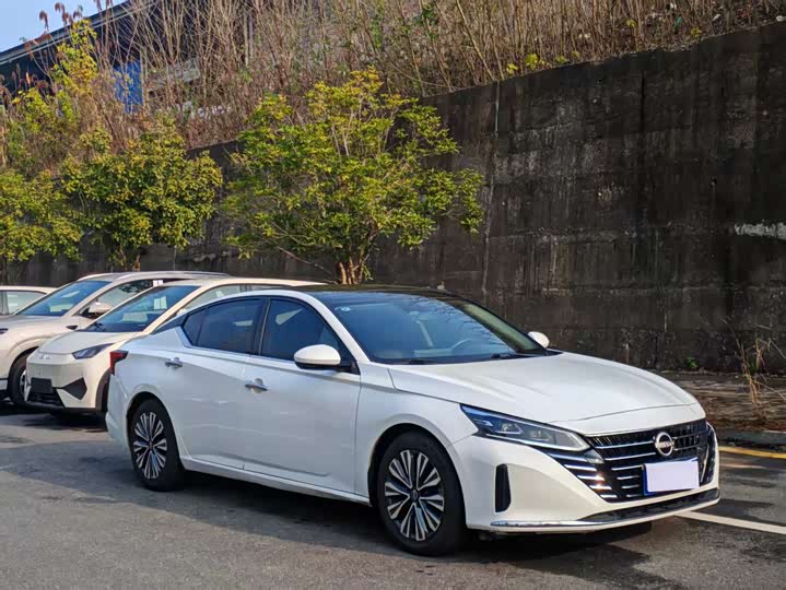 Фото 3 - Nissan Teana