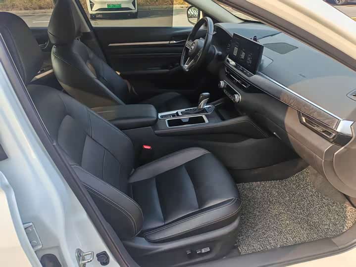 Фото 6 - Nissan Teana