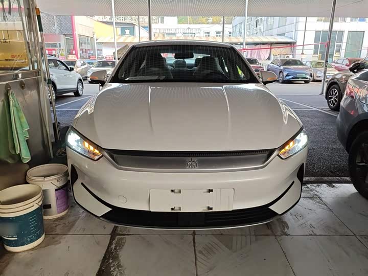 Фото 3 - BYD Qin Plus