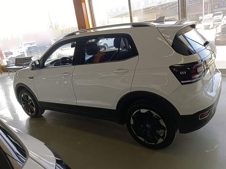 Фото 5 - Volkswagen Tacqua