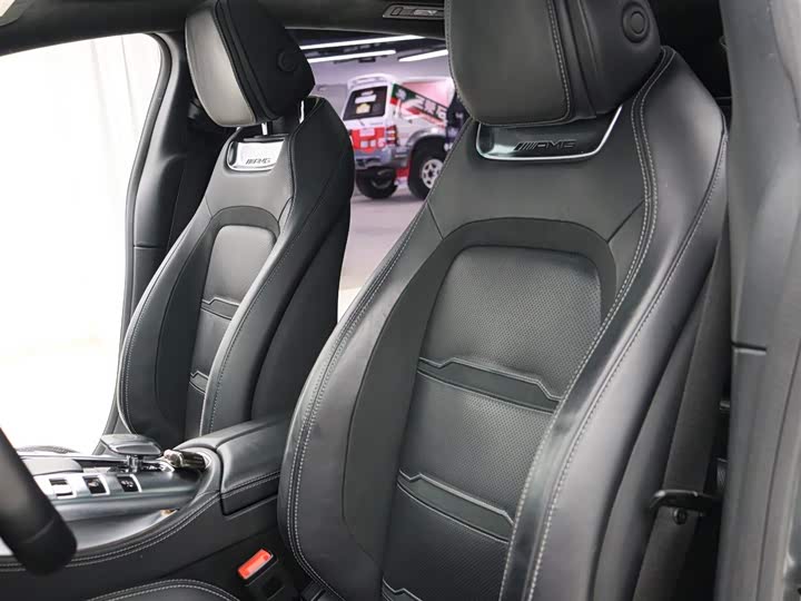 Фото 3 - Mercedes-Benz AMG GT